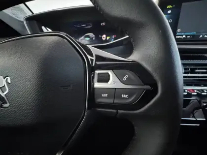 Photo 61 Peugeot 208  Electrique 50 kWh 136ch