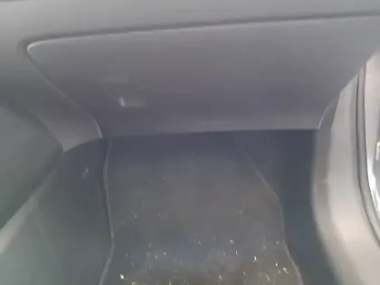 Photo 16 Peugeot 208  Electrique 50 kWh 136ch