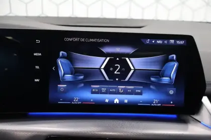 Photo 26 BMW Serie 2 Active Tourer 225e xDrive 245 ch DKG7