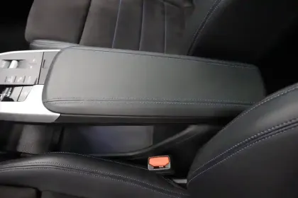 Photo 21 BMW Serie 2 Active Tourer 225e xDrive 245 ch DKG7