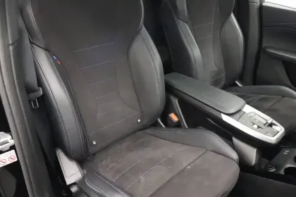 Photo 10 BMW Serie 2 Active Tourer 225e xDrive 245 ch DKG7