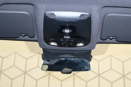 Photo 40 BMW Serie 2 Active Tourer 225e xDrive 245 ch DKG7