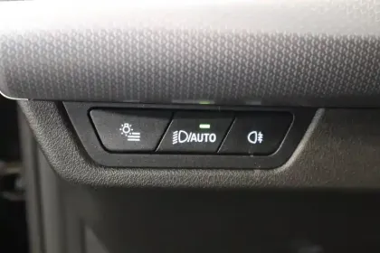 Photo 35 BMW Serie 2 Active Tourer 225e xDrive 245 ch DKG7