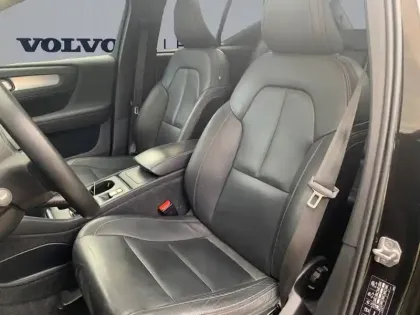 Photo 7 Volvo Xc40  T2 129 ch Geartronic 8