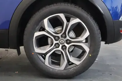 Photo 24 Renault Captur  TCe 100