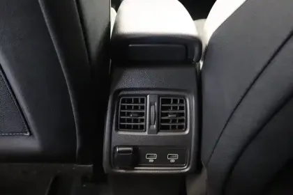 Photo 21 Renault Captur  TCe 100