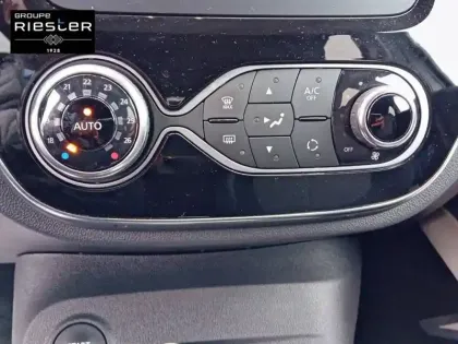 Photo 23 Renault Captur  TCe 130 FAP