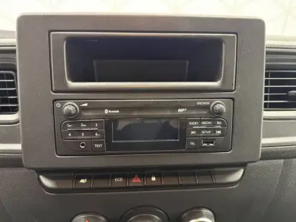 Photo 33 Renault Master  FGN TRAC F3500 L2H2 BLUE DCI 135