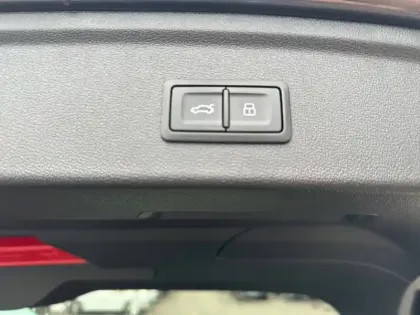 Photo 34 Audi A3  Sportback TFSI e Hybride rechargeable 204 S tronic 6