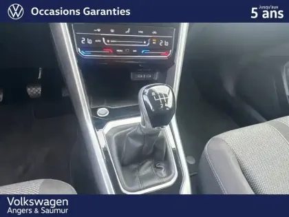 Photo 13 Volkswagen T-roc  1.0 TSI 116 Start/Stop BVM6