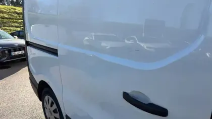 Photo 40 Nissan Nv300  FOURGON L1H1 2T8 2.0 DCI 120 BVM