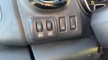 Photo 18 Nissan Nv300  FOURGON L1H1 2T8 2.0 DCI 120 BVM