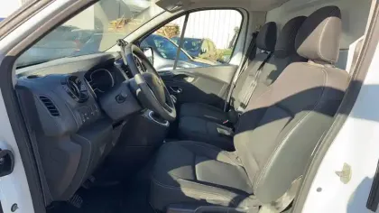 Photo 8 Nissan Nv300  FOURGON L1H1 2T8 2.0 DCI 120 BVM