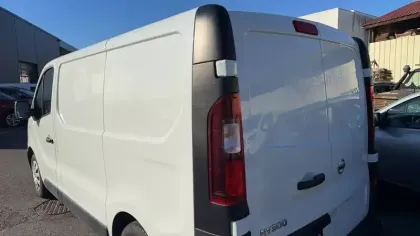 Photo 37 Nissan Nv300  FOURGON L1H1 2T8 2.0 DCI 120 BVM