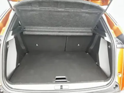 Photo 5 Peugeot 2008  PureTech 100 S&S BVM6