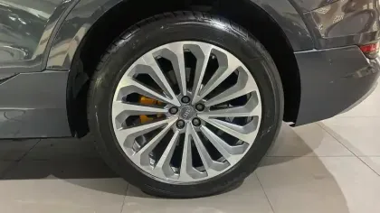 Photo 35 Audi E-tron  55 quattro 408 ch