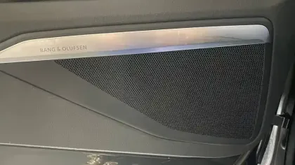 Photo 7 Audi E-tron  55 quattro 408 ch