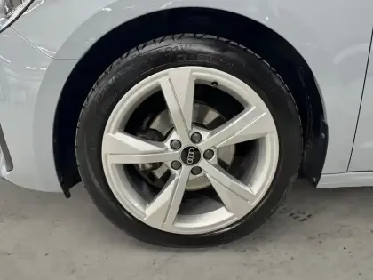 Photo 8 Audi A1  Sportback 35 TFSI 150 ch S tronic 7