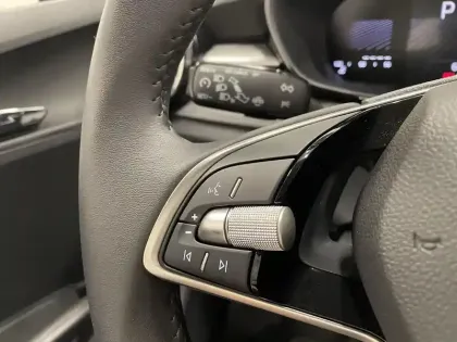 Photo 7 Skoda Fabia  1.0 TSI 116 ch EVO 2 DSG7