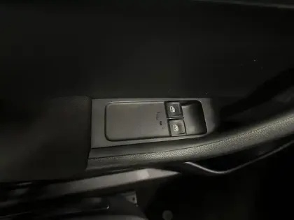 Photo 16 Skoda Fabia  1.0 MPI 60 ch Greentec