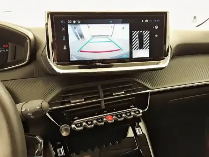 Photo 14 Peugeot 208  PureTech 100 S&S BVM6