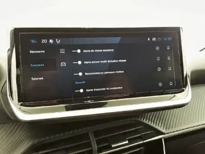 Photo 18 Peugeot 208  PureTech 100 S&S BVM6