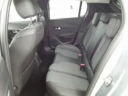 Photo 32 Peugeot 208  PureTech 100 S&S BVM6