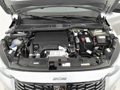 Photo 22 Peugeot 208  PureTech 100 S&S BVM6