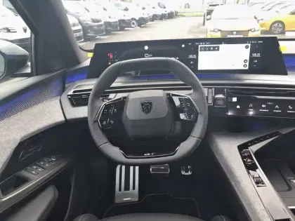 Photo 8 Peugeot 3008  Hybrid 145 e-DCS6