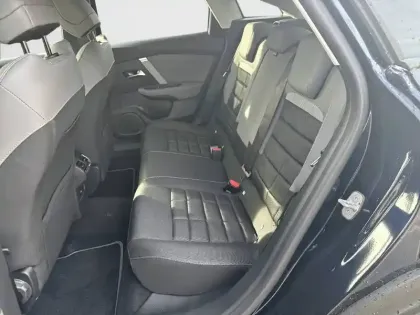 Photo 11 Citroën C4  Hybride 145 e-DCS6