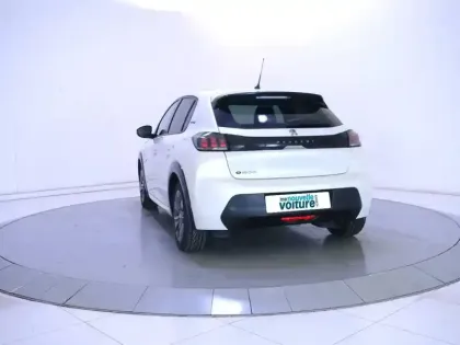 Photo 6 Peugeot 208  Electrique 50 kWh 136ch