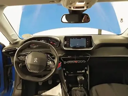 Photo 31 Peugeot 208  PureTech 100 S&S BVM6