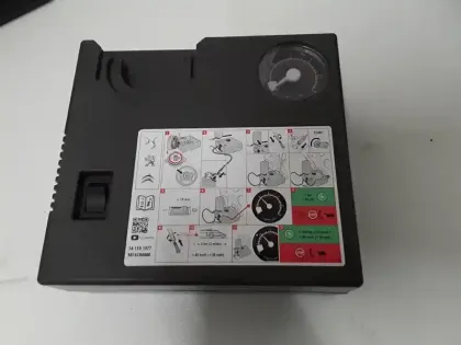 Photo 24 Peugeot 208  PureTech 100 S&S BVM6