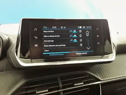 Photo 54 Peugeot 208  PureTech 100 S&S BVM6