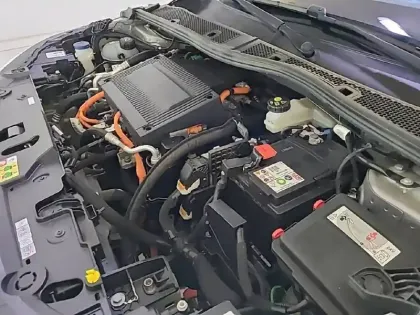 Photo 14 Peugeot 208  Electrique 50 kWh 136ch