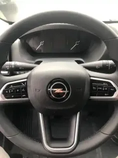 Photo 28 Opel Movano  FGN TOLE 3.3T DIESEL L2H2 120 CH MANUELLE