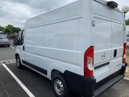 Photo 16 Opel Movano  FGN TOLE 3.3T DIESEL L2H2 120 CH MANUELLE