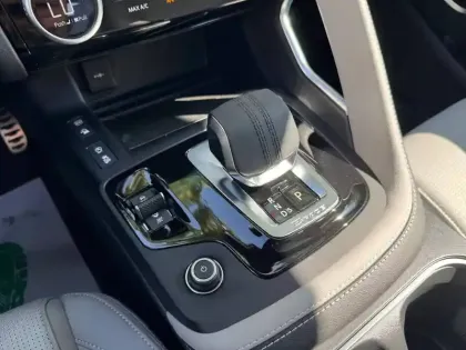 Photo 10 Jaguar E-Pace  P270e ch PHEV AWD BVA