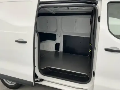 Photo 24 Toyota Proace  MEDIUM 120 D-4D BVM6