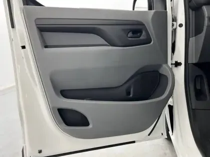 Photo 19 Toyota Proace  MEDIUM 120 D-4D BVM6