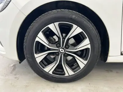 Photo 32 Renault Clio  TCe 100 GPL - 21