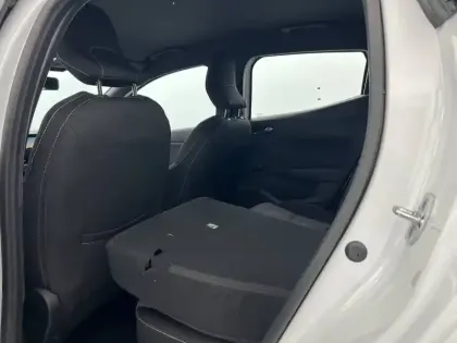 Photo 38 Renault Clio  TCe 100 GPL - 21