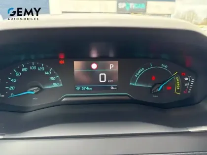 Photo 11 Peugeot 2008  Electrique 54 kWh 156 ch