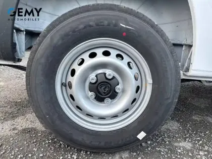 Photo 31 Peugeot Boxer  FGN TOLE 3.5 T L2H2 140 S&S BVA8