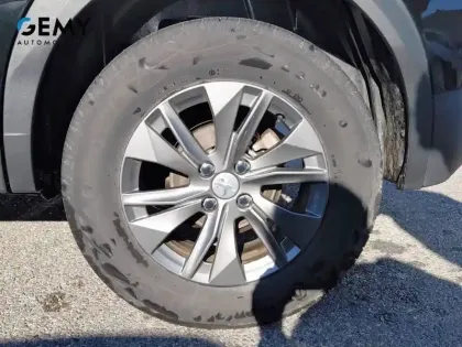 Photo 10 Peugeot 2008  PureTech 100 S&S BVM6