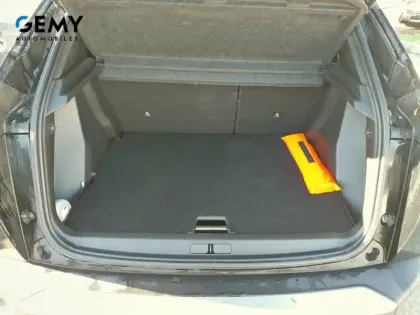 Photo 5 Peugeot 2008  PureTech 100 S&S BVM6