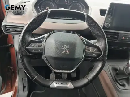 Photo 12 Peugeot Rifter  Standard BlueHDi 100 S&S BVM5