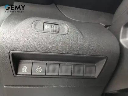 Photo 19 Peugeot Rifter  Standard BlueHDi 100 S&S BVM5