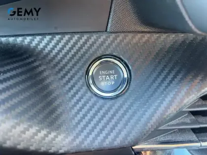 Photo 19 Peugeot 208  PureTech 100 S&S BVM6