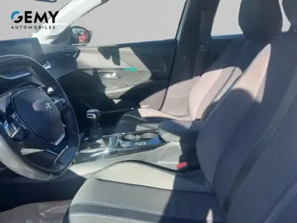 Photo 8 Peugeot 208  PureTech 100 S&S BVM6